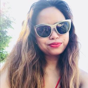 Meet your Posher, Anne